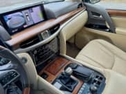 ✅ 2019 Lexus LX 570 • VIN: JTJHY7AX4K4293975 • Lot: 94404175. Wystawiony na Copart z przebiegiem 103 090 mil. Bezpłatny archiwum sprzedaży aukcyjnych z USA i szczegółowy raport historii pojazdu na DreamBid. Zdjęcie 12.