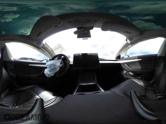 ✅ 2023 Tesla Model 3 • VIN: 5YJ3E1EA4PF670300 • Lot: 43115725. Wystawiony na IAAI z przebiegiem 24 032 mil. Bezpłatny archiwum sprzedaży aukcyjnych z USA i szczegółowy raport historii pojazdu na DreamBid. Zdjęcie 18.