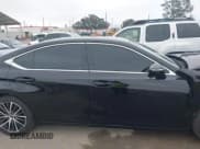 ✅ 2024 Lexus ES 300h • VIN: 58ADA1C16RU039758 • Lot: 42314514. Listed on IAAI with 8,800 mi. Free auction sales archive from the USA and detailed vehicle history report at DreamBid. Image 13.