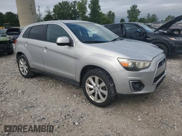 2013 Mitsubishi Outlander ES z VIN 4A4AP3AU7DE003014, wystawiony jako Copart lot #69355425 z przebiegiem 168 413 mil mil oraz Czysty tytuł • Clean title. Historia ofert i sprzedaży dostępna na DreamBid. Obrazek 4.