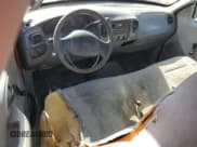 ✅ 2000 Ford F-150 XL • VIN: 2FTPX17Z5YCA82431 • Lot: 74281364. Listed on Copart with 270,108 mi. Free auction sales archive from the USA and detailed vehicle history report at DreamBid. Image 8.