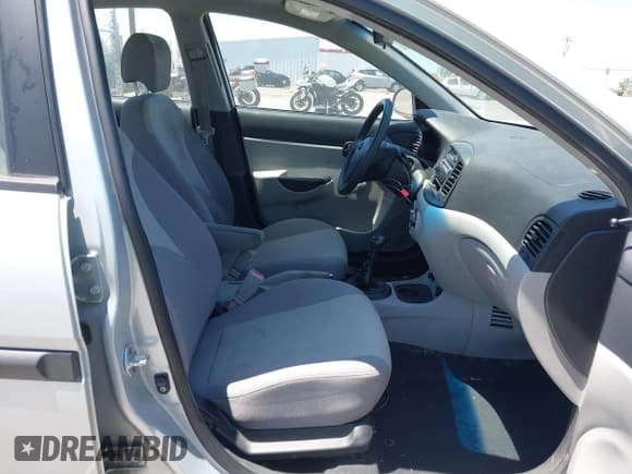 ✅ 2009 Hyundai Accent Auto GLS • VIN: KMHCM46C19U304918 • Лот: 42662607. Опубликован ранее на IAAI с пробегом 137 680 миль. Бесплатный доступ к архиву аукционных продаж из США и подробный отчёт об истории автомобиля на DreamBid. Изображение 5.