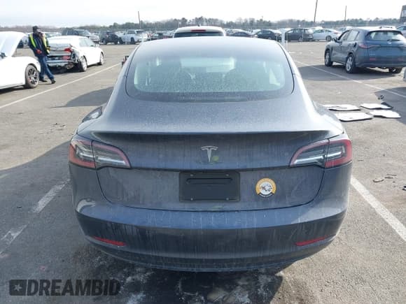 ✅ 2023 Tesla Model 3 • VIN: 5YJ3E1EA9PF426173 • Lot: 41351098. Wystawiony na IAAI z przebiegiem Nie podano. Bezpłatny archiwum sprzedaży aukcyjnych z USA i szczegółowy raport historii pojazdu na DreamBid. Zdjęcie 16.