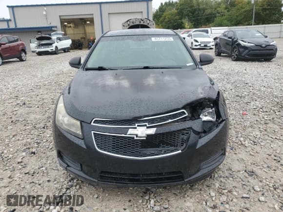 ✅ 2012 Chevrolet Cruze LS • VIN: 1G1PC5SHXC7257306 • Lot: 85711255. Listed on Copart with 223,443 mi. Free auction sales archive from the USA and detailed vehicle history report at DreamBid. Image 5.