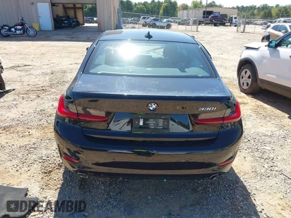 2021 BMW 3 Series 330i с VIN 3MW5R1J03M8B73097, выставлен на аукционе IAAI как лот 43364582 с пробегом 27 936 миль миль и . История ставок и продаж доступна на DreamBid. Изображение 16.