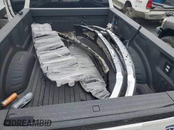 ✅ 2024 Ford F-350 XL • VIN: 1FT8W3DM0RED90193 • Лот: 84798765. Опубликован ранее на Copart с пробегом 22 617 миль. Бесплатный доступ к архиву аукционных продаж из США и подробный отчёт об истории автомобиля на DreamBid. Изображение 12.