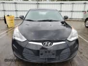 ✅ 2013 Hyundai Veloster w/Gray Int • VIN: KMHTC6AD7DU111292 • Lot: 72960784. Wystawiony na Copart z przebiegiem Nie podano. Bezpłatny archiwum sprzedaży aukcyjnych z USA i szczegółowy raport historii pojazdu na DreamBid. Zdjęcie 5.