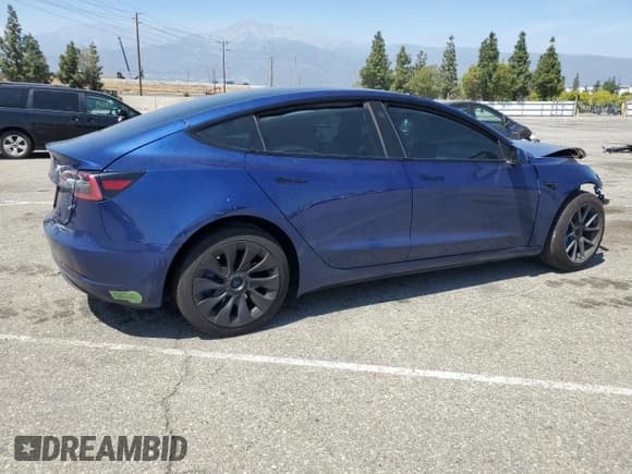 ✅ 2023 Tesla Model 3 • VIN: 5YJ3E1EA0PF591948 • Лот: 52615055. Опубликован ранее на Copart с пробегом 20 155 миль. Бесплатный доступ к архиву аукционных продаж из США и подробный отчёт об истории автомобиля на DreamBid. Изображение 3.