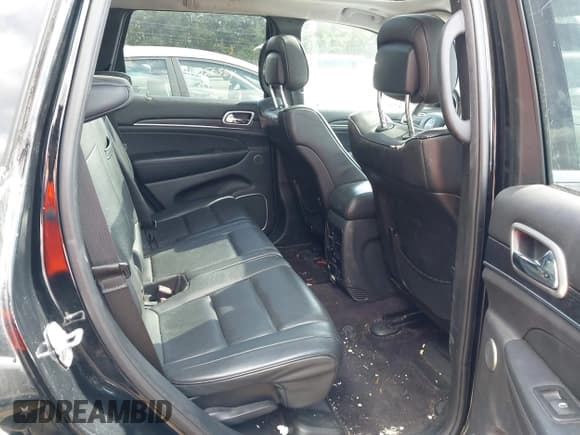 ✅ 2017 Jeep Grand Cherokee Summit • VIN: 1C4RJFJG0HC777811 • Lot: 43359968. Listed on IAAI with 164,639 mi. Free auction sales archive from the USA and detailed vehicle history report at DreamBid. Image 8.