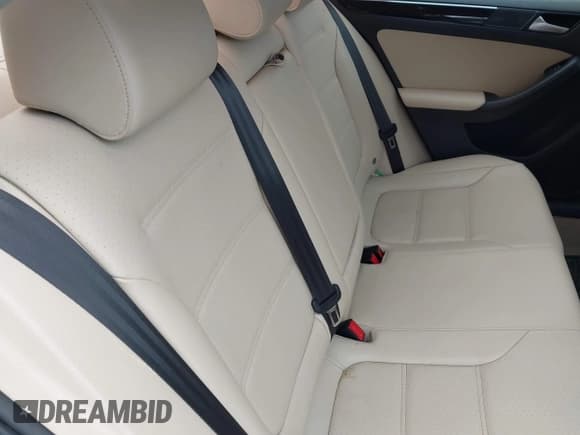 ✅ 2016 Volkswagen Jetta SEL • VIN: 3VWL07AJ3GM297959 • Lot: 42319444. Listed on IAAI with 50,130 mi. Free auction sales archive from the USA and detailed vehicle history report at DreamBid. Image 8.