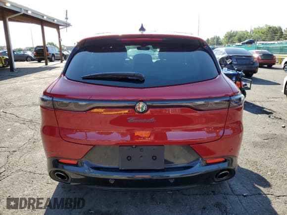 ✅ 2024 Alfa Romeo Tonale Veloce • VIN: ZASPATDW6R3036478 • Lot: 62565255. Wystawiony na Copart z przebiegiem 9 517 mil. Bezpłatny archiwum sprzedaży aukcyjnych z USA i szczegółowy raport historii pojazdu na DreamBid. Zdjęcie 6.