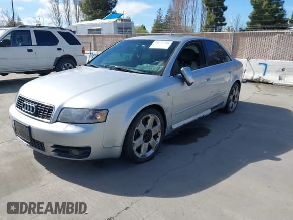 ✅ 2005 Audi S4 • VIN: WAUPL68E35A039107 • Lot: 41674700. Wystawiony na IAAI z przebiegiem 116 073 mil. Bezpłatny archiwum sprzedaży aukcyjnych z USA i szczegółowy raport historii pojazdu na DreamBid. Zdjęcie 20.