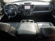 ✅ 2022 Ram 3500 Tradesman • VIN: 3C7WRTCLXNG304370 • Lot: 71955455. Wystawiony na Copart z przebiegiem 362 714 mil. Bezpłatny archiwum sprzedaży aukcyjnych z USA i szczegółowy raport historii pojazdu na DreamBid. Zdjęcie 8.