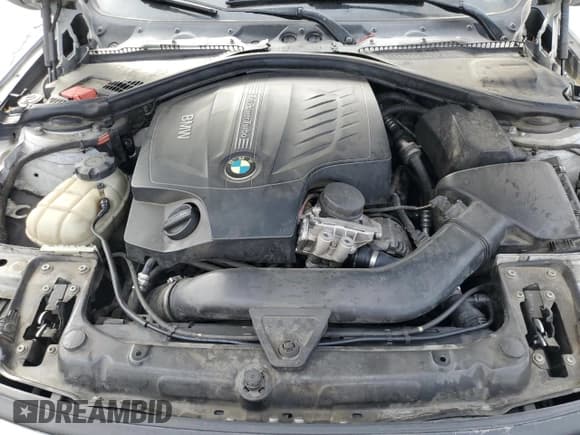 ✅ 2015 BMW 3 Series 335i • VIN: WBA3A9G5XFNS66232 • Lot: 81903855. Wystawiony na Copart z przebiegiem 187 097 mil. Bezpłatny archiwum sprzedaży aukcyjnych z USA i szczegółowy raport historii pojazdu na DreamBid. Zdjęcie 11.