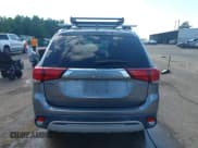 ✅ 2019 Mitsubishi Outlander SE • VIN: JA4AD3A35KZ018635 • Лот: 42720986. Опубликован ранее на IAAI с пробегом 126 772 миль. Бесплатный доступ к архиву аукционных продаж из США и подробный отчёт об истории автомобиля на DreamBid. Изображение 16.