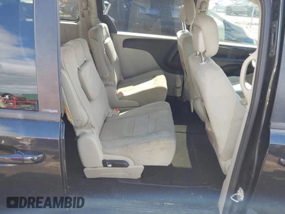 ✅ 2012 Dodge Grand Caravan SE • VIN: 2C4RDGBG6CR198155 • Lot: 43409893. Listed on IAAI with 110,092 mi. Free auction sales archive from the USA and detailed vehicle history report at DreamBid. Image 8.