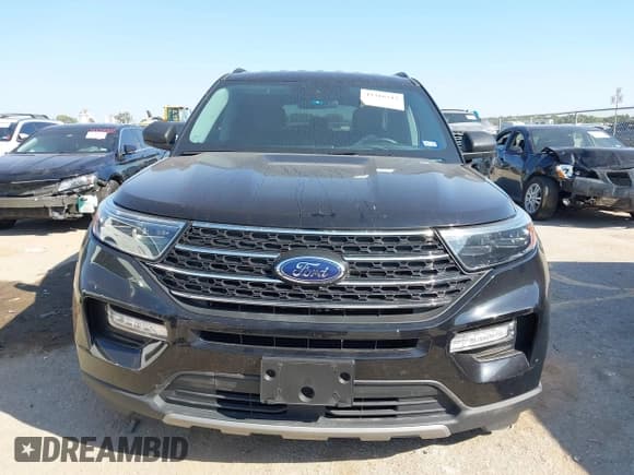 ✅ 2024 Ford Explorer XLT • VIN: 1FMSK8DH4RGA03484 • Lot: 43316212. Wystawiony na IAAI z przebiegiem 40 077 mil. Bezpłatny archiwum sprzedaży aukcyjnych z USA i szczegółowy raport historii pojazdu na DreamBid. Zdjęcie 13.