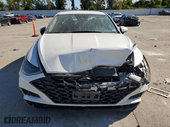 2020 Hyundai Sonata SEL z VIN 5NPEL4JA2LH021130, wystawiony jako Copart lot #71849385 z przebiegiem 106 779 mil mil oraz Szkoda całkowita • Salvage title. Historia ofert i sprzedaży dostępna na DreamBid. Obrazek 5.