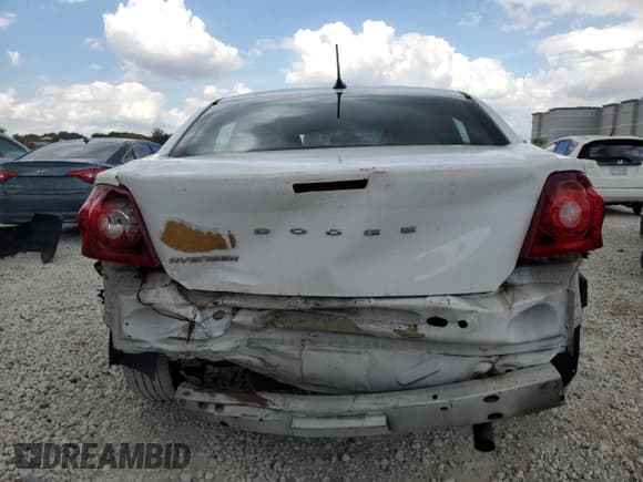 ✅ 2012 Dodge Avenger SE • VIN: 1C3CDZAB5CN165432 • Lot: 46808845. Wystawiony na Copart z przebiegiem 215 076 mil. Bezpłatny archiwum sprzedaży aukcyjnych z USA i szczegółowy raport historii pojazdu na DreamBid. Zdjęcie 6.