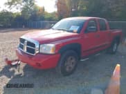 ✅ 2006 Dodge Dakota SLT • VIN: 1D7HW48N36S635547 • Лот: 43615055. Опубликован ранее на IAAI с пробегом 98 941 миль. Бесплатный доступ к архиву аукционных продаж из США и подробный отчёт об истории автомобиля на DreamBid. Изображение 2.