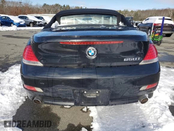 ✅ 2007 BMW 6 Series 650i • VIN: WBAEK13537CN83747 • Lot: 43989075. Wystawiony na Copart z przebiegiem 122 865 mil. Bezpłatny archiwum sprzedaży aukcyjnych z USA i szczegółowy raport historii pojazdu na DreamBid. Zdjęcie 6.
