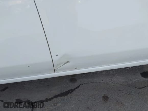 ✅ 2022 Chevrolet Silverado 2500HD Work Truck • VIN: 1GC2YLEY9NF233770 • Lot: 40905415. Wystawiony na IAAI z przebiegiem 145 387 mil. Bezpłatny archiwum sprzedaży aukcyjnych z USA i szczegółowy raport historii pojazdu na DreamBid. Zdjęcie 18.