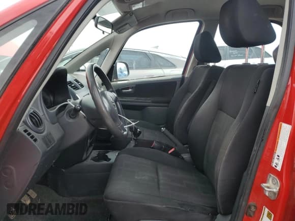 ✅ 2010 Suzuki SX4 • VIN: JS2YB5A33A6311624 • Лот: 48552935. Опубликован ранее на Copart с пробегом 236 331 миль. Бесплатный доступ к архиву аукционных продаж из США и подробный отчёт об истории автомобиля на DreamBid. Изображение 7.