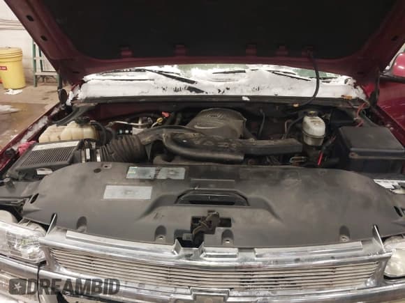 ✅ 2004 Chevrolet Tahoe LS • VIN: 1GNEC13T24R203697 • Lot: 43887177. Listed on IAAI with Not provided. Free auction sales archive from the USA and detailed vehicle history report at DreamBid. Image 10.