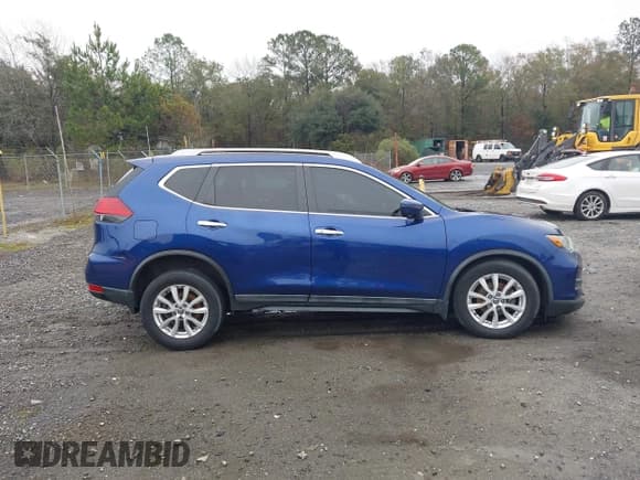 ✅ 2017 Nissan Rogue SL • VIN: 5N1AT2MV4HC870174 • Lot: 43817461. Listed on IAAI with 141,572 mi. Free auction sales archive from the USA and detailed vehicle history report at DreamBid. Image 12.