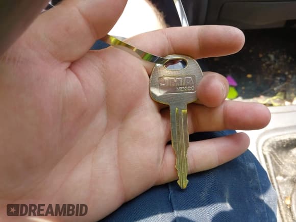 ✅ 2001 Hyundai Elantra GLS • VIN: KMHDN45D21U175278 • Lot: 42390546. Wystawiony na IAAI z przebiegiem 250 001 mil. Bezpłatny archiwum sprzedaży aukcyjnych z USA i szczegółowy raport historii pojazdu na DreamBid. Zdjęcie 11.