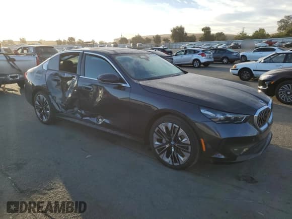 ✅ 2024 BMW 5 Series 530i • VIN: WBA43FJ01RCS08326 • Lot: 75218854. Listed on Copart with Not provided. Free auction sales archive from the USA and detailed vehicle history report at DreamBid. Image 4.