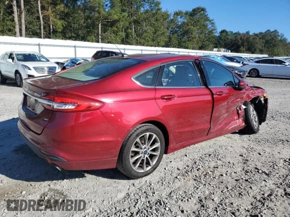 ✅ 2017 Ford Fusion SE • VIN: 3FA6P0H76HR309464 • Lot: 82516335. Wystawiony na Copart z przebiegiem 56 852 mil. Bezpłatny archiwum sprzedaży aukcyjnych z USA i szczegółowy raport historii pojazdu na DreamBid. Zdjęcie 3.