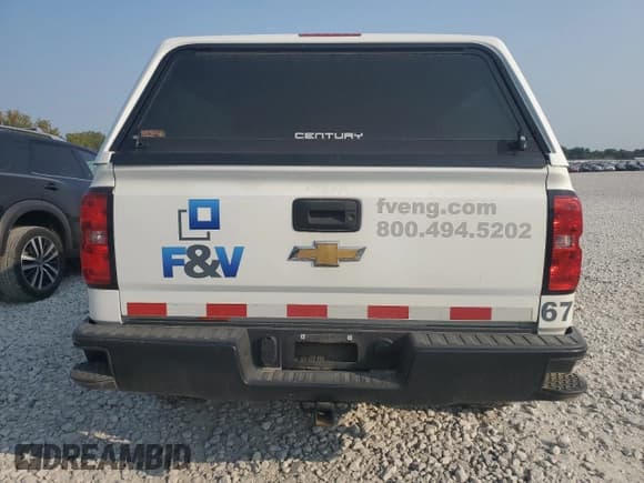 ✅ 2019 Chevrolet Silverado 1500 Work Truck • VIN: 2GCVKNEC4K1194880 • Lot: 71149224. Wystawiony na Copart z przebiegiem 125 934 mil. Bezpłatny archiwum sprzedaży aukcyjnych z USA i szczegółowy raport historii pojazdu na DreamBid. Zdjęcie 6.