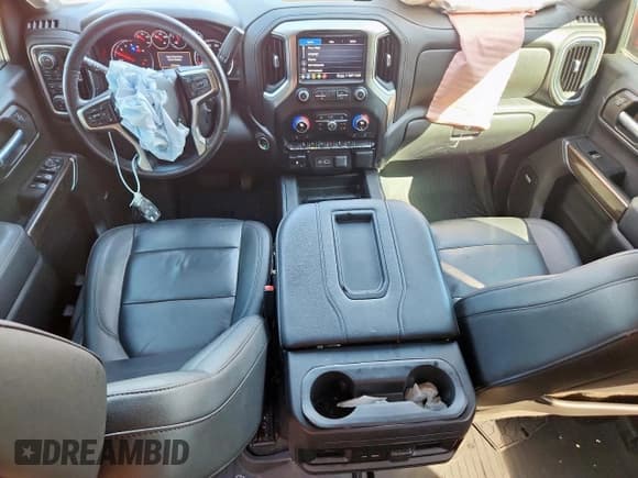 ✅ 2021 Chevrolet Silverado 1500 RST • VIN: 3GCUYEED7MG334370 • Lot: 82271005. Wystawiony na Copart z przebiegiem 85 017 mil. Bezpłatny archiwum sprzedaży aukcyjnych z USA i szczegółowy raport historii pojazdu na DreamBid. Zdjęcie 8.