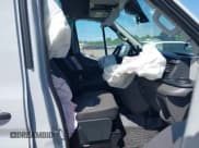 ✅ 2025 Ford Transit Passenger XL • VIN: 1FBAX9CG9SKA11412 • Лот: 42769608. Опубликован ранее на IAAI с пробегом 3 413 миль. Бесплатный доступ к архиву аукционных продаж из США и подробный отчёт об истории автомобиля на DreamBid. Изображение 5.