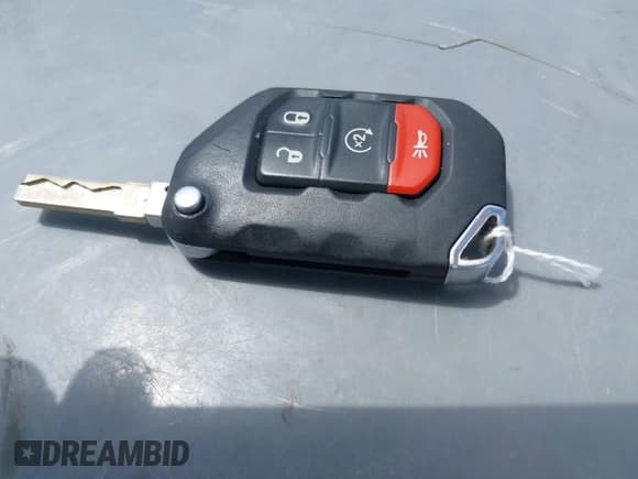 ✅ 2022 Jeep Wrangler Unlimited Sahara • VIN: 1C4HJXEN5NW144922 • Lot: 42452901. Listed on IAAI with 51,223 mi. Free auction sales archive from the USA and detailed vehicle history report at DreamBid. Image 11.