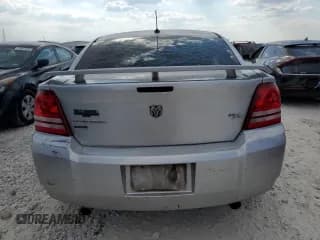 ✅ 2008 Dodge Avenger R/T • VIN: 1B3LD76M78N672352 • Lot: 75009474. Wystawiony na Copart z przebiegiem 156 826 mil. Bezpłatny archiwum sprzedaży aukcyjnych z USA i szczegółowy raport historii pojazdu na DreamBid. Zdjęcie 6.