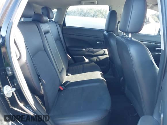 2022 Mitsubishi Outlander SE with VIN JA4APVAU4NU019031, listed as a IAAI auction lot 43127291 with 58,673 mi miles and . Bid and sale history available at DreamBid. Image 8.