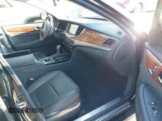 2014 Hyundai Equus Signature z VIN KMHGH4JH5EU076618, wystawiony jako IAAI lot #41282366 z przebiegiem 83 520 mil mil oraz . Historia ofert i sprzedaży dostępna na DreamBid. Obrazek 5.