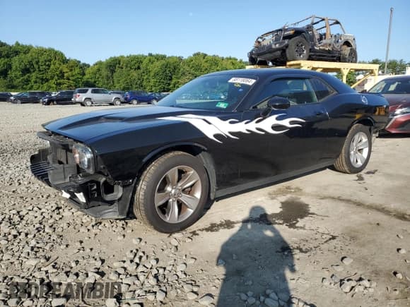 ✅ 2018 Dodge Challenger SXT Plus • VIN: 2C3CDZAG4JH245581 • Lot: 68118064. Wystawiony na Copart z przebiegiem 100 784 mil. Bezpłatny archiwum sprzedaży aukcyjnych z USA i szczegółowy raport historii pojazdu na DreamBid. Zdjęcie 1.