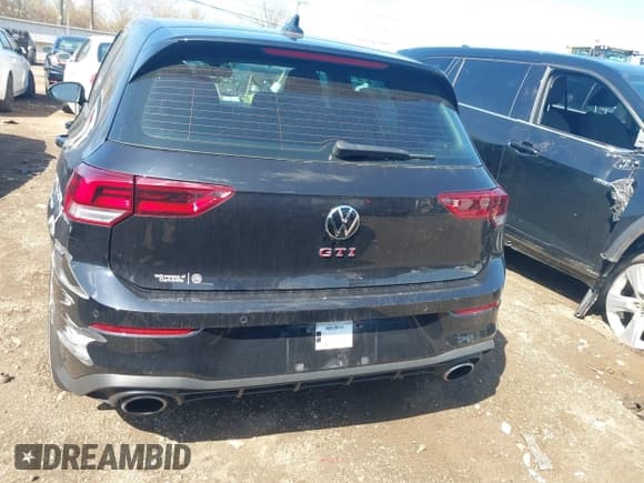 ✅ 2023 Volkswagen Golf GTI SE • VIN: WVW3A7CD2PW208552 • Лот: 41875494. Опубликован ранее на IAAI с пробегом 18 990 миль. Бесплатный доступ к архиву аукционных продаж из США и подробный отчёт об истории автомобиля на DreamBid. Изображение 16.