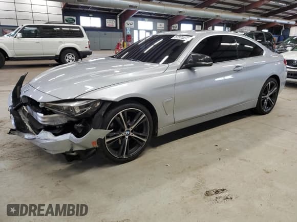 ✅ 2019 BMW 4 Series 430i xDrive • VIN: WBA4W5C56KAE43657 • Lot: 57573275. Listed on Copart with 166,658 mi. Free auction sales archive from the USA and detailed vehicle history report at DreamBid. Image 1.