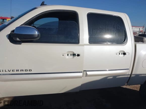 ✅ 2012 Chevrolet Silverado 1500 LTZ • VIN: 3GCPKTE7XCG139178 • Lot: 43487446. Listed on IAAI with 172,321 mi. Free auction sales archive from the USA and detailed vehicle history report at DreamBid. Image 14.