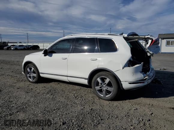 ✅ 2012 Volkswagen Touareg Sport • VIN: WVGEK9BP8CD006247 • Lot: 86883775. Wystawiony na Copart z przebiegiem Nie podano. Bezpłatny archiwum sprzedaży aukcyjnych z USA i szczegółowy raport historii pojazdu na DreamBid. Zdjęcie 2.