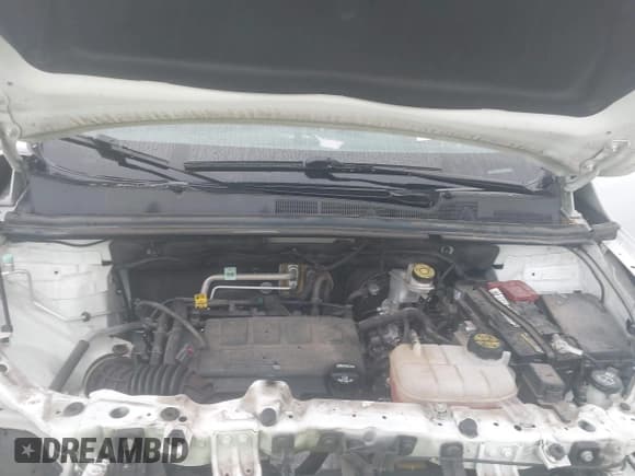 ✅ 2020 Chevrolet Trax LS • VIN: KL7CJKSB1LB324309 • Lot: 43524899. Listed on IAAI with 71,767 mi. Free auction sales archive from the USA and detailed vehicle history report at DreamBid. Image 10.