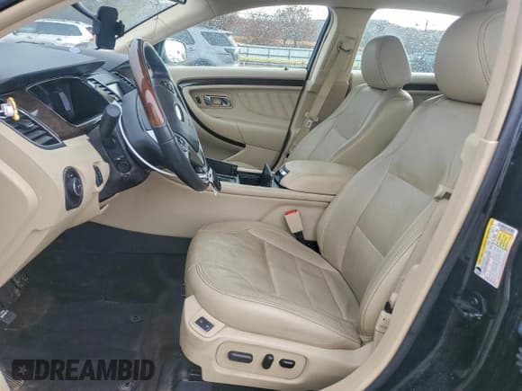 ✅ 2015 Ford Taurus Limited • VIN: 1FAHP2F81FG118295 • Lot: 93825225. Listed on Copart with 104,253 mi. Free auction sales archive from the USA and detailed vehicle history report at DreamBid. Image 7.