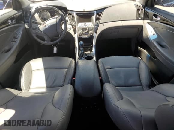 ✅ 2011 Hyundai Sonata SE • VIN: 5NPEC4AB0BH186133 • Лот: 67773844. Опубликован ранее на Copart с пробегом 66 305 миль. Бесплатный доступ к архиву аукционных продаж из США и подробный отчёт об истории автомобиля на DreamBid. Изображение 8.