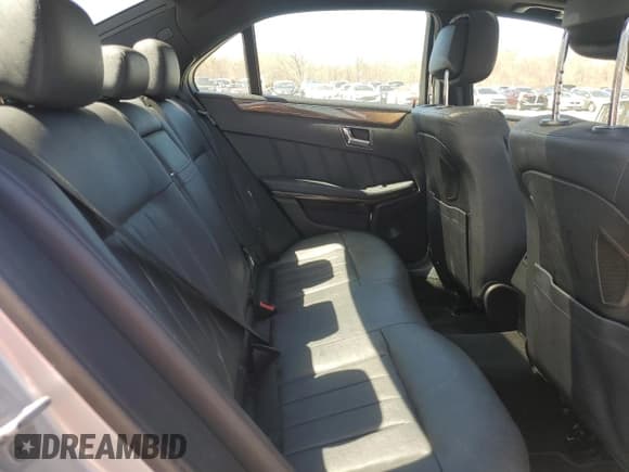 ✅ 2011 Mercedes-Benz E 550 Luxury • VIN: WDDHF9AB6BA507705 • Lot: 51508605. Listed on Copart with 175,846 mi. Free auction sales archive from the USA and detailed vehicle history report at DreamBid. Image 10.