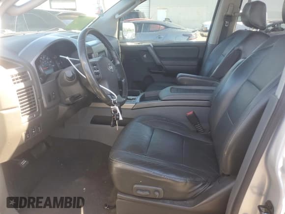 ✅ 2007 Nissan Armada LE • VIN: 5N1AA08C87N713303 • Lot: 84872275. Wystawiony na Copart z przebiegiem 123 440 mil. Bezpłatny archiwum sprzedaży aukcyjnych z USA i szczegółowy raport historii pojazdu na DreamBid. Zdjęcie 7.