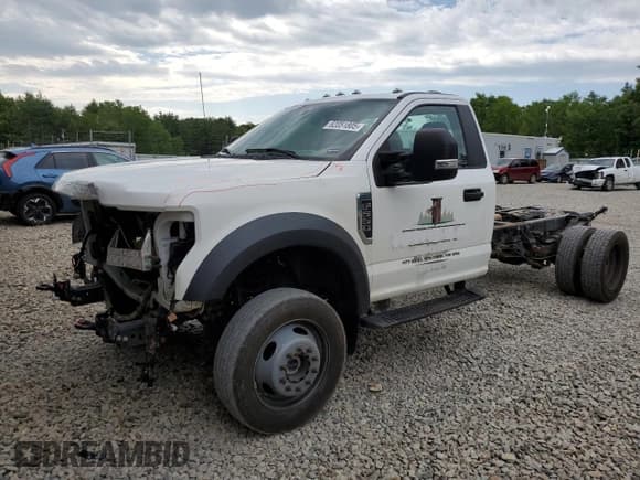 ✅ 2022 Ford F-550 • VIN: 1FDUF5HN1NDA26518 • Lot: 62051805. Listed on Copart with 87,607 mi. Free auction sales archive from the USA and detailed vehicle history report at DreamBid. Image 1.